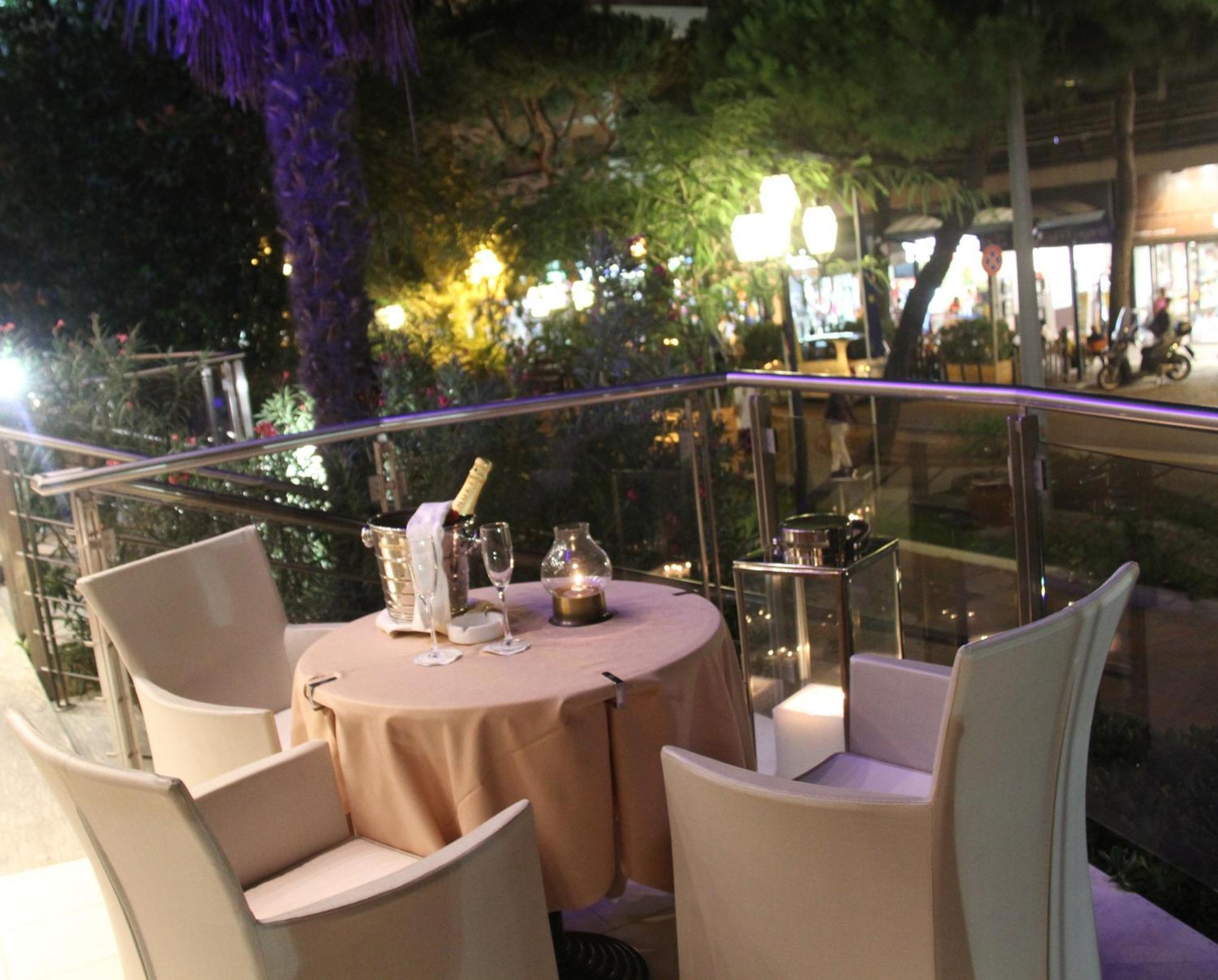 Waldorf Suite Hotel Rimini Extérieur photo