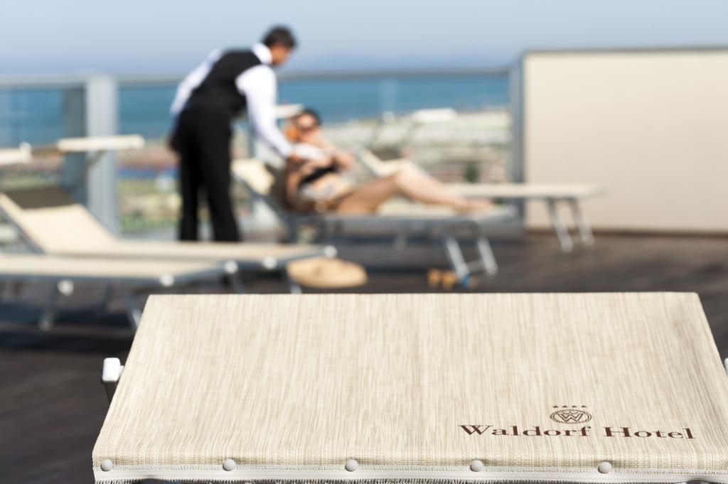 Waldorf Suite Hotel Rimini Extérieur photo