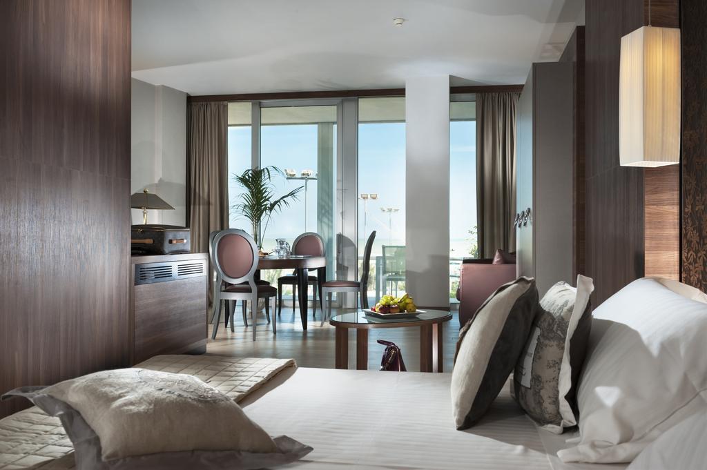 Waldorf Suite Hotel Rimini Extérieur photo