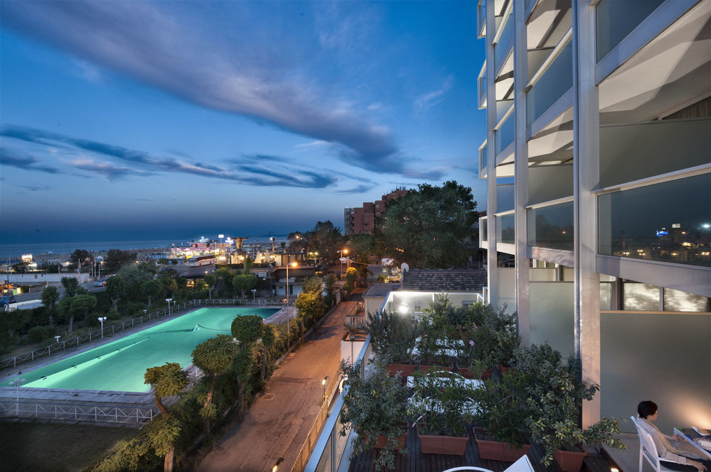 Waldorf Suite Hotel Rimini Extérieur photo