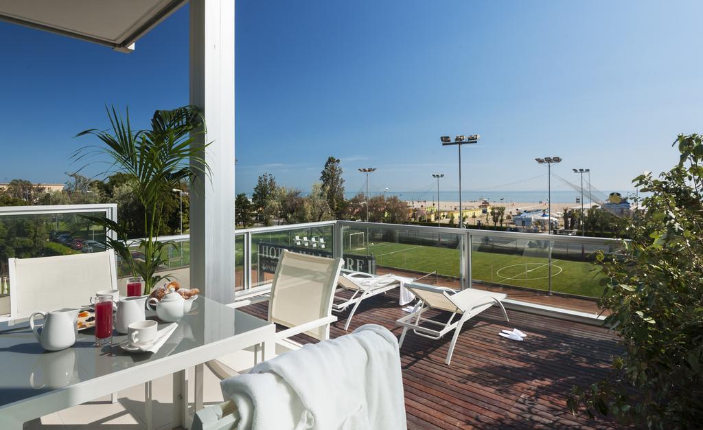 Waldorf Suite Hotel Rimini Extérieur photo